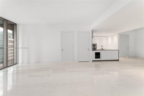 Купить кондоминиум в Майами, Флорида 2 спальни, 146.6м2, № 2090874 - фото 13