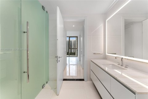 Купить кондоминиум в Майами, Флорида 2 спальни, 146.6м2, № 2090874 - фото 27