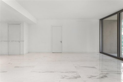 Купить кондоминиум в Майами, Флорида 2 спальни, 146.6м2, № 2090874 - фото 12