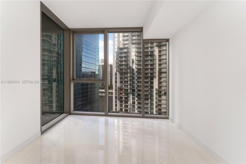 Купить кондоминиум в Майами, Флорида 2 спальни, 146.6м2, № 2090874 - фото 16