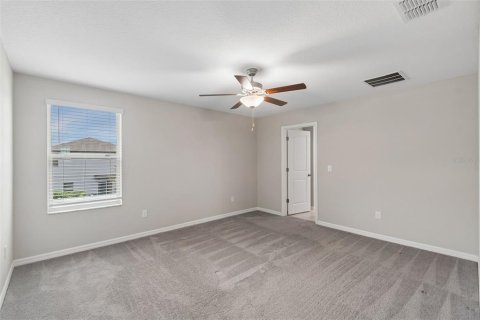 House in Tampa, Florida 4 bedrooms, 173.73 sq.m. № 2211945 - photo 20