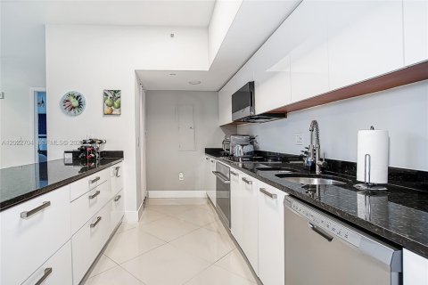 Copropriété à vendre à Aventura, Floride: 2 chambres, 146.88 m2 № 2257074 - photo 15