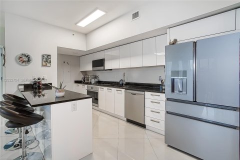 Copropriété à vendre à Aventura, Floride: 2 chambres, 146.88 m2 № 2257074 - photo 16