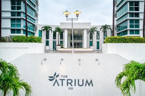 Condo à Aventura, Floride, 2 chambres  № 2257074
