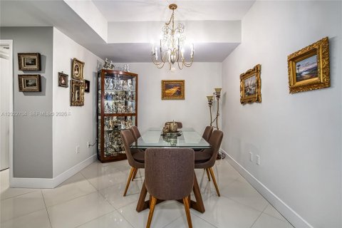 Copropriété à vendre à Aventura, Floride: 2 chambres, 146.88 m2 № 2257074 - photo 12