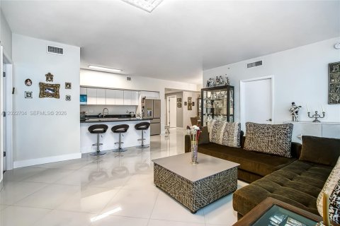 Copropriété à vendre à Aventura, Floride: 2 chambres, 146.88 m2 № 2257074 - photo 18