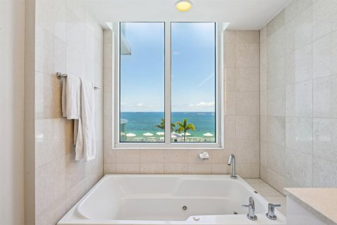 Copropriété à vendre à Fort Lauderdale, Floride: 1 chambre, 95.5 m2 № 2249643 - photo 28