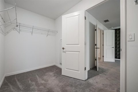 Купить таунхаус в Ленд-о-Лейкс, Флорида 7 комнат, 166.02м2, № 2098217 - фото 24