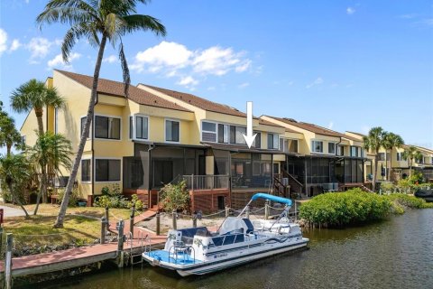 Touwnhouse à vendre à Punta Gorda, Floride: 3 chambres, 155.52 m2 № 2097110 - photo 3