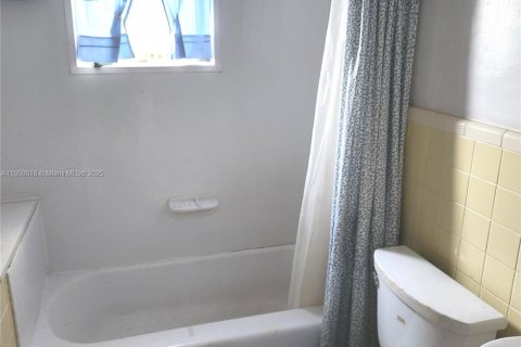 Villa ou maison à vendre à Riviera Beach, Floride: 2 chambres, 83.05 m2 № 1964462 - photo 6