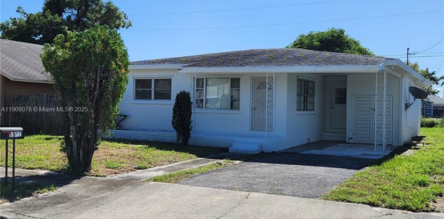 Villa ou maison à Riviera Beach, Floride 2 chambres, 83.05 m2 № 1964462