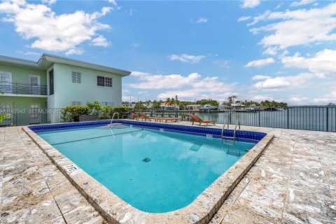 Купить кондоминиум в Майами-Бич, Флорида 1 спальня, 57.6м2, № 2024964 - фото 23