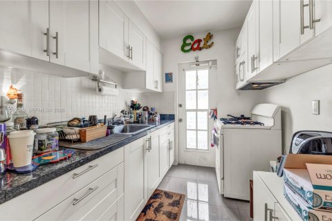 Купить кондоминиум в Майами-Бич, Флорида 1 спальня, 57.6м2, № 2024964 - фото 4