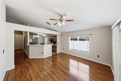 Villa ou maison à vendre à Winter Haven, Floride: 4 chambres, 186.92 m2 № 2312836 - photo 17