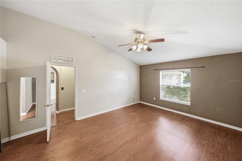 Villa ou maison à vendre à Winter Haven, Floride: 4 chambres, 186.92 m2 № 2312836 - photo 24