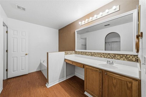 Villa ou maison à vendre à Winter Haven, Floride: 4 chambres, 186.92 m2 № 2312836 - photo 27