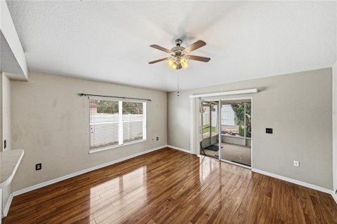 Villa ou maison à vendre à Winter Haven, Floride: 4 chambres, 186.92 m2 № 2312836 - photo 14