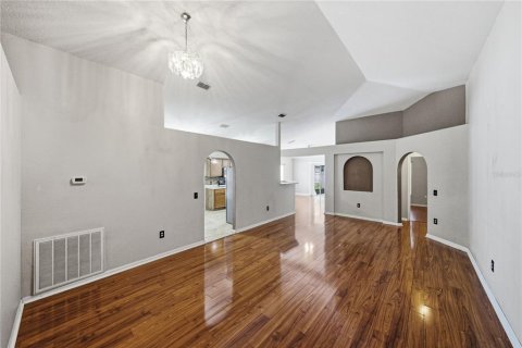 Villa ou maison à vendre à Winter Haven, Floride: 4 chambres, 186.92 m2 № 2312836 - photo 7
