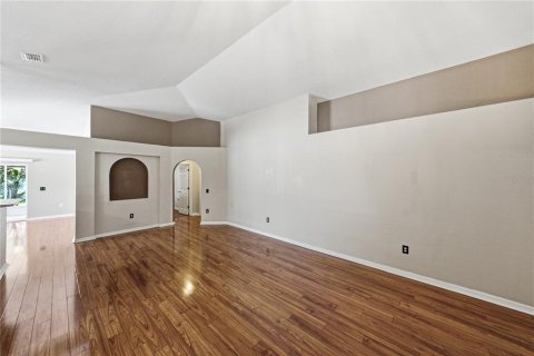 Villa ou maison à vendre à Winter Haven, Floride: 4 chambres, 186.92 m2 № 2312836 - photo 11