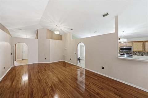 Villa ou maison à vendre à Winter Haven, Floride: 4 chambres, 186.92 m2 № 2312836 - photo 9