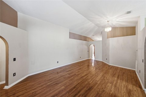 Villa ou maison à vendre à Winter Haven, Floride: 4 chambres, 186.92 m2 № 2312836 - photo 10