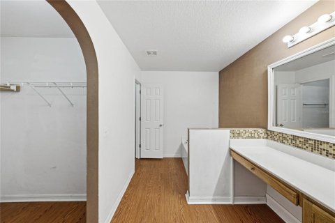 Villa ou maison à vendre à Winter Haven, Floride: 4 chambres, 186.92 m2 № 2312836 - photo 28