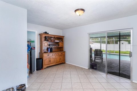 House in Palm Bay, Florida 3 bedrooms, 119.47 sq.m. № 1796490 - photo 5