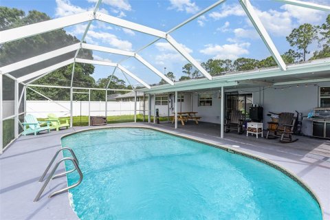 House in Palm Bay, Florida 3 bedrooms, 119.47 sq.m. № 1796490 - photo 14