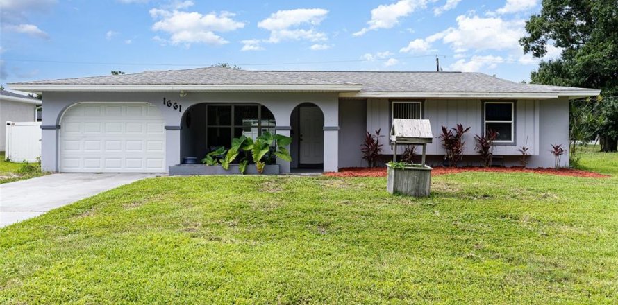 House in Palm Bay, Florida 3 bedrooms, 119.47 sq.m. № 1796490