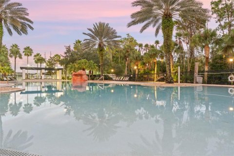 Townhouse in Orlando, Florida 3 bedrooms, 167.6 sq.m. № 2266347 - photo 2