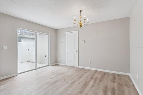 Townhouse in Orlando, Florida 3 bedrooms, 167.6 sq.m. № 2266347 - photo 25
