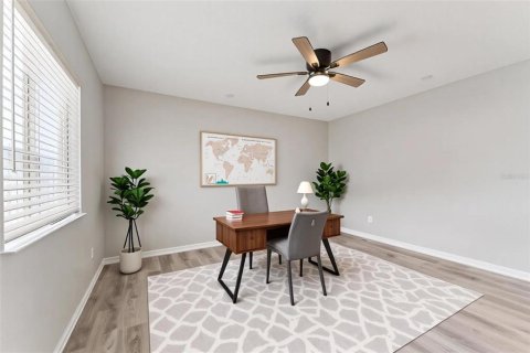Townhouse in Orlando, Florida 3 bedrooms, 167.6 sq.m. № 2266347 - photo 4