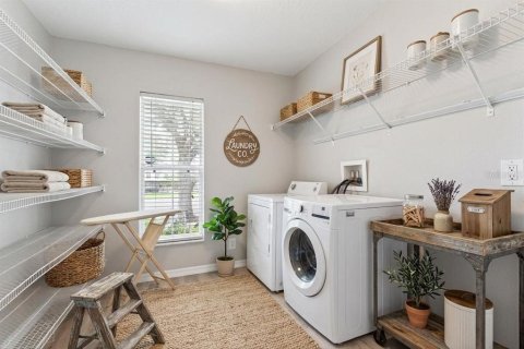 Townhouse in Orlando, Florida 3 bedrooms, 167.6 sq.m. № 2266347 - photo 9