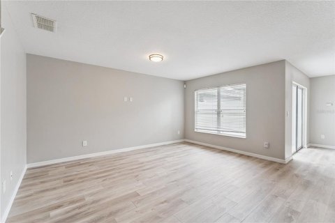 Townhouse in Orlando, Florida 3 bedrooms, 167.6 sq.m. № 2266347 - photo 23