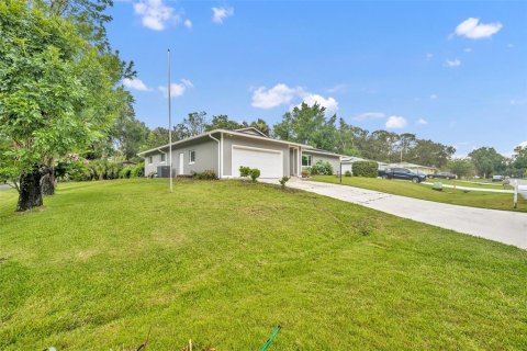 House in Palm Coast, Florida 3 bedrooms, 155.15 sq.m. № 1823022 - photo 14