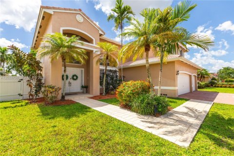 Casa en alquiler en Pembroke Pines, Florida, 4 dormitorios, 232.63 m2 № 2077409 - foto 3