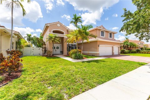 Casa en alquiler en Pembroke Pines, Florida, 4 dormitorios, 232.63 m2 № 2077409 - foto 5