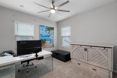 House in Minneola, Florida 4 bedrooms, 206.8 sq.m. № 1876136 - photo 21