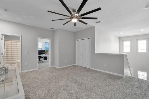 House in Minneola, Florida 4 bedrooms, 206.8 sq.m. № 1876136 - photo 20