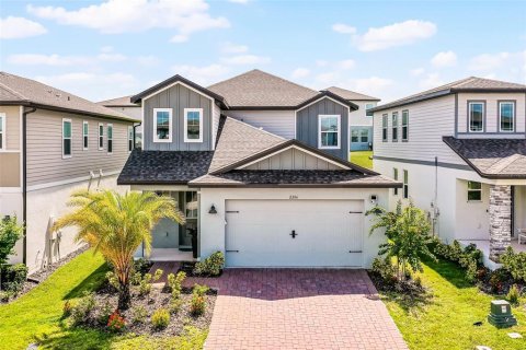 House in Minneola, Florida 4 bedrooms, 206.8 sq.m. № 1876136 - photo 1