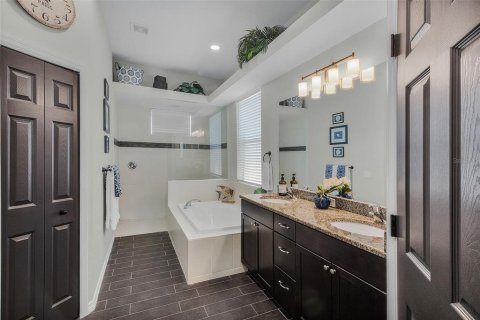 Villa ou maison à vendre à Parrish, Floride: 4 chambres, 229.56 m2 № 1662499 - photo 7