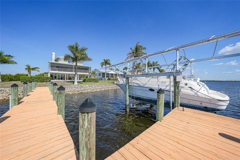 Villa ou maison à vendre à Punta Gorda, Floride: 3 chambres, 222.87 m2 № 2144891 - photo 26