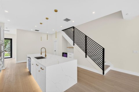 Touwnhouse à vendre à Fort Lauderdale, Floride: 4 chambres, 210.42 m2 № 2085150 - photo 13