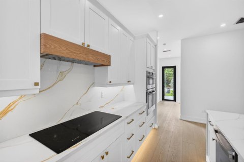 Touwnhouse à vendre à Fort Lauderdale, Floride: 4 chambres, 210.42 m2 № 2085150 - photo 18