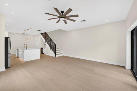 Touwnhouse à vendre à Fort Lauderdale, Floride: 4 chambres, 210.42 m2 № 2085150 - photo 23
