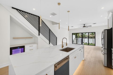 Touwnhouse à vendre à Fort Lauderdale, Floride: 4 chambres, 210.42 m2 № 2085150 - photo 16