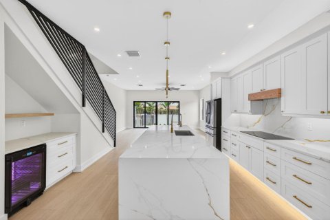 Touwnhouse à vendre à Fort Lauderdale, Floride: 4 chambres, 210.42 m2 № 2085150 - photo 9