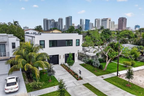 Touwnhouse à vendre à Fort Lauderdale, Floride: 4 chambres, 210.42 m2 № 2085150 - photo 3