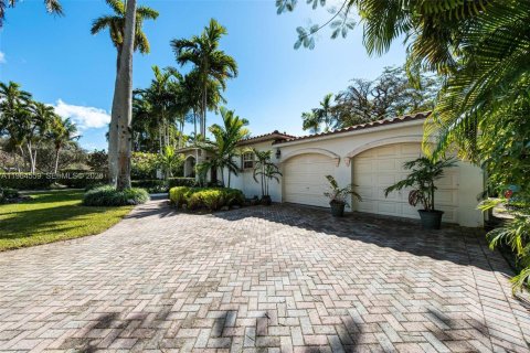 Villa ou maison à vendre à South Miami, Floride: 4 chambres, 362.69 m2 № 2026182 - photo 7
