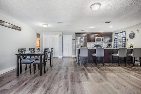 Casa en venta en New Port Richey, Florida, 3 dormitorios, 178.84 m2 № 1662091 - foto 15